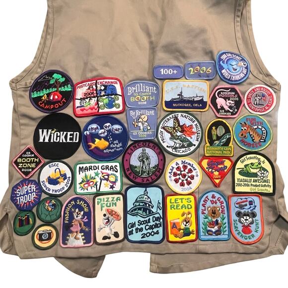 Vintage Girl Scouts Vest Small with Patches & Pins 2000s Collection Camp Badges - Picture 1 of 7